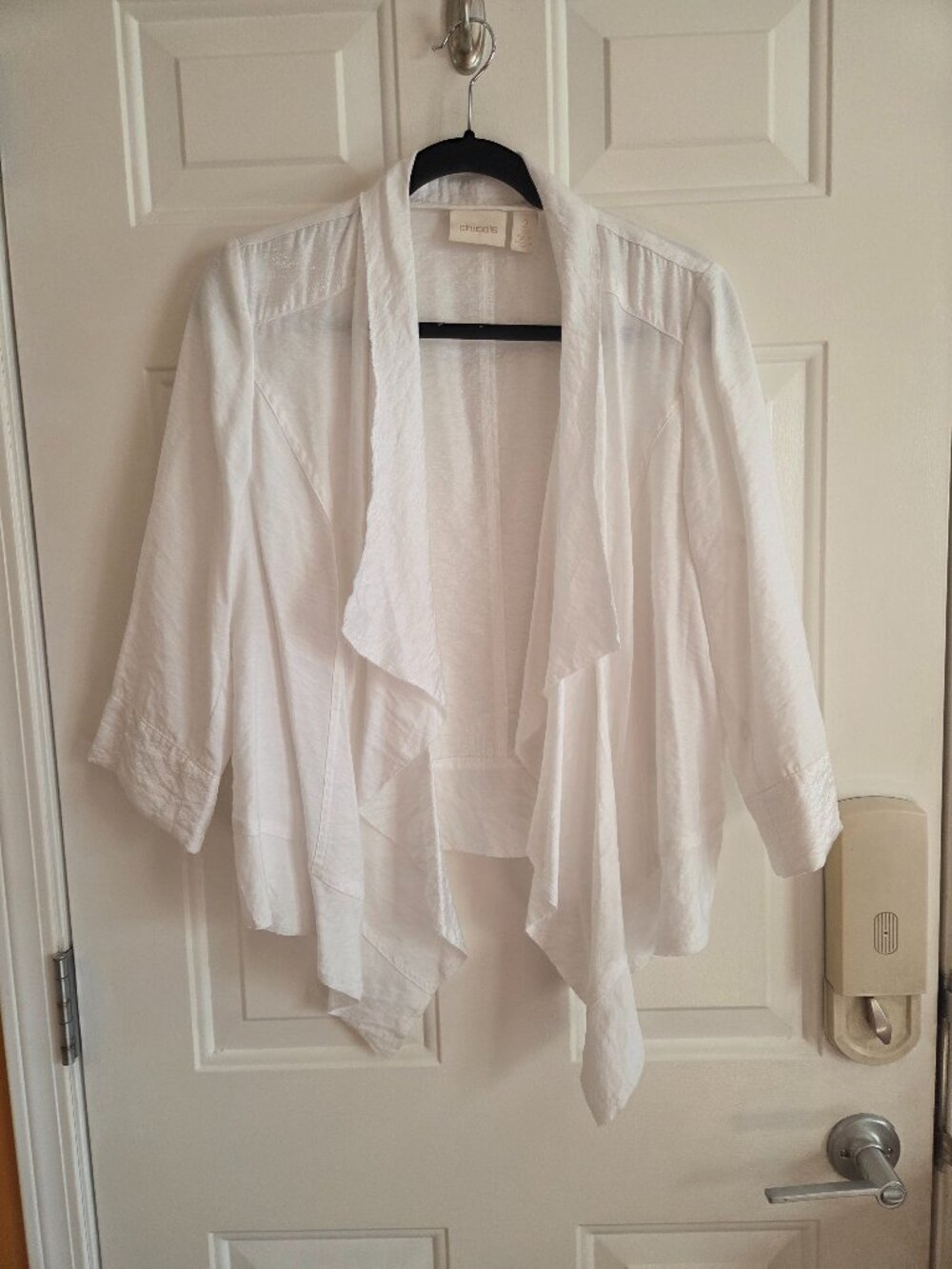 CHICOS size 2 lightweight topper